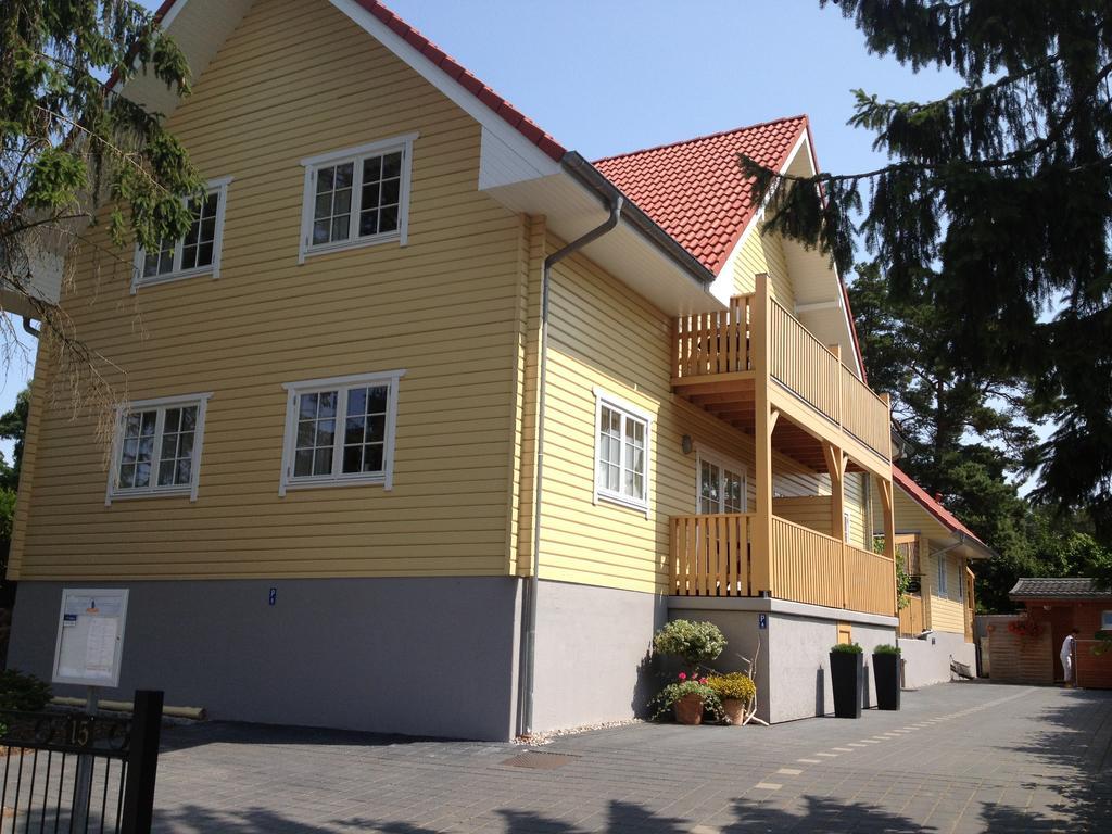 Haus Stoertebeker Appartements - Hotel Garni, Seebad לובמין מראה חיצוני תמונה
