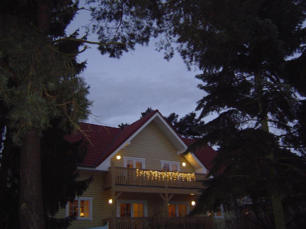 Haus Stoertebeker Appartements - Hotel Garni, Seebad לובמין מראה חיצוני תמונה