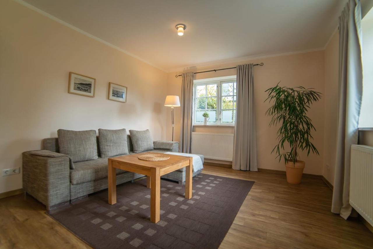 Haus Stoertebeker Appartements - Hotel Garni, Seebad לובמין מראה חיצוני תמונה